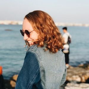 Meet your Posher, Emilie